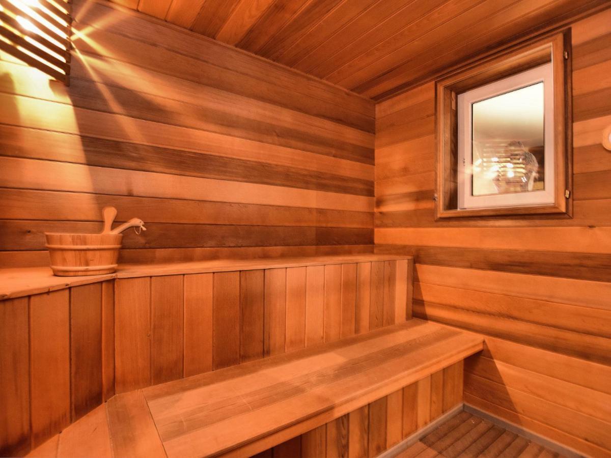 Beautiful Completely Home With Sauna Bubble Bath Filly Room photo